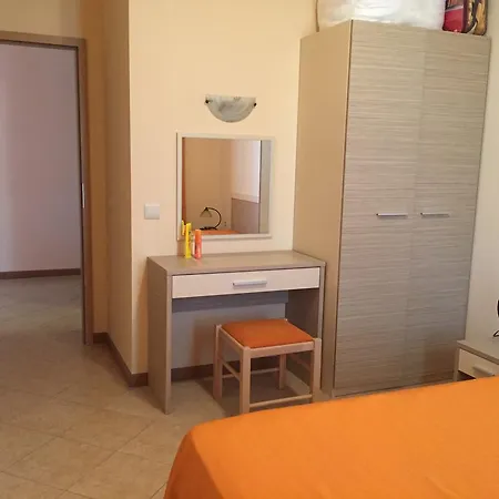 Ms Realty Royal Sun Apartament *